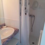 Locataires profitant d’un accueil personnalisé à Cap d'Agde.